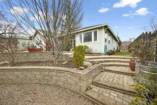 952 Oak St, Ashland, OR 97520 - Photo 39