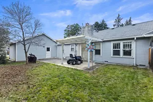 2165 Crestbrook Rd, Medford, OR 97504 - Photo 37