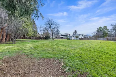 2165 Crestbrook Road, Medford, OR 97504 - Photo 45