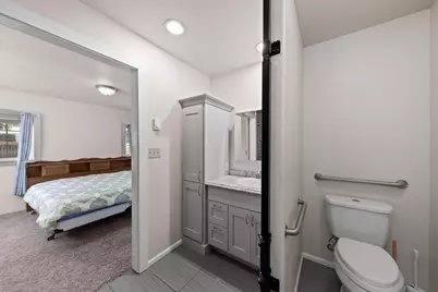 2165 Crestbrook Road, Medford, OR 97504 - Photo 23