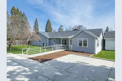 2165 Crestbrook Road, Medford, OR 97504 - Photo 1