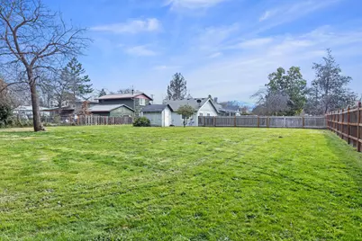 2165 Crestbrook Road, Medford, OR 97504 - Photo 47