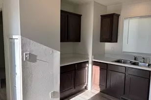 460 Arnos St, Talent, OR 97540 - Photo 7