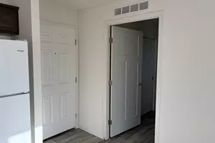 460 Arnos St, Talent, OR 97540 - Photo 9