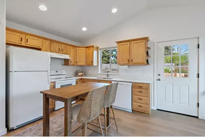 1235 NW Hartford Avenue, Bend, OR 97703 - Photo 37