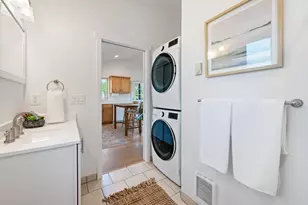 1235 NW Hartford Ave, Bend, OR 97703 - Photo 41