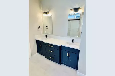 633 Terrazzo Way, Medford, OR 97501 - Photo 7