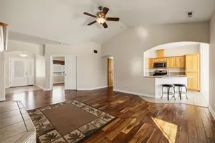 4253 Mels Pl, Klamath Falls, OR 97603 - Photo 9