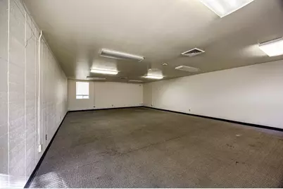 650 Royal Avenue, Medford, OR 97504 - Photo 47