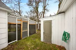 120 Birch St, Shady Cove, OR 97539 - Photo 23