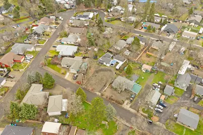 120 Birch Street, Shady Cove, OR 97539 - Photo 37