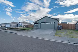 2460 Jeremy St, Central Point, OR 97502 - Photo 27