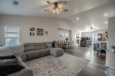 2460 Jeremy Street, Central Point, OR 97502 - Photo 5