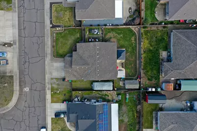 2460 Jeremy Street, Central Point, OR 97502 - Photo 23