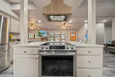 20809 SE Westview Drive, Bend, OR 97702 - Photo 11