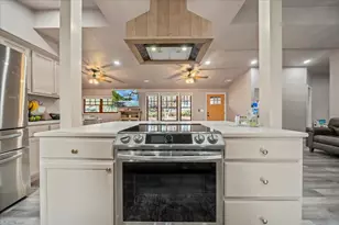 20809 SE Westview Dr, Bend, OR 97702 - Photo 11