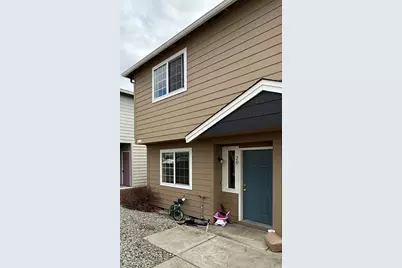 2030 Brookhurst Street #20, Medford, OR 97504 - Photo 1