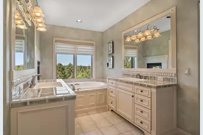 61445 Gosney Road, Bend, OR 97702 - Photo 15