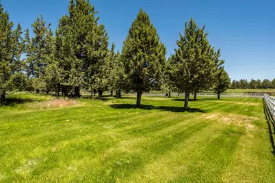 61445 Gosney Road, Bend, OR 97702 - Photo 83