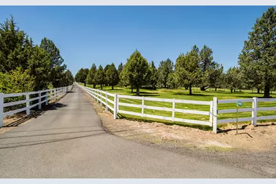 61445 Gosney Road, Bend, OR 97702 - Photo 23