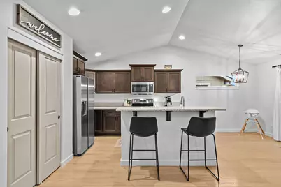 3647 Durst Street, Medford, OR 97504 - Photo 9