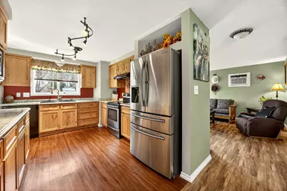 318 S Buchanan Avenue, Eagle Point, OR 97524 - Photo 11