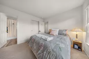 624 SW Hill St, Bend, OR 97702 - Photo 33