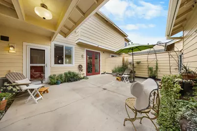 624 SW Hill Street, Bend, OR 97702 - Photo 37