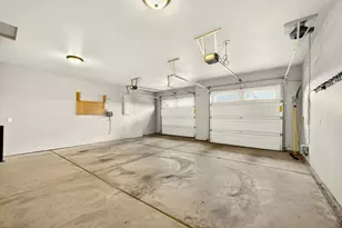 817 Amerman Dr, Phoenix, OR 97535 - Photo 47