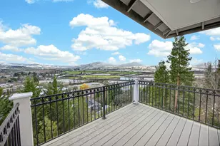 817 Amerman Dr, Phoenix, OR 97535 - Photo 29