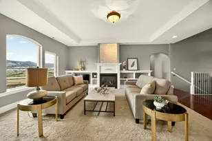 817 Amerman Dr, Phoenix, OR 97535 - Photo 9