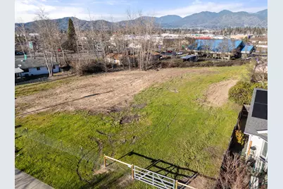 1731 Williams Highway, Grants Pass, OR 97527 - Photo 5