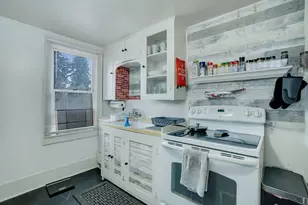 1605 NW 1st St, Bend, OR 97703 - Photo 17