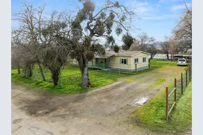 1103 Pinecroft Avenue, Medford, OR 97501 - Photo 21