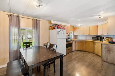 1103 Pinecroft Avenue, Medford, OR 97501 - Photo 5