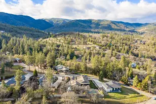 930 Granite Ridge Cir, Jacksonville, OR 97530 - Photo 79