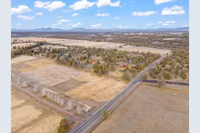 65821 Cori Way, Bend, OR 97703 - Photo 29