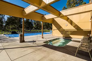 879 Golden Pheasant Dr, Redmond, OR 97756 - Photo 37