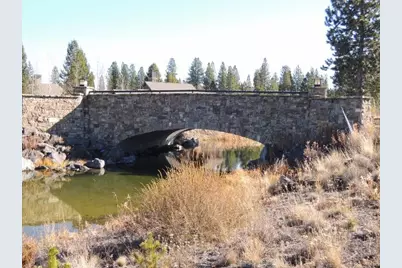 56210 Mirror Rock Loop, Bend, OR 97707 - Photo 5