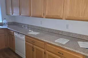 1785 SE Brookhurst Way, Grants Pass, OR 97527 - Photo 7