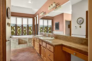 178 Meadow Oaks Dr, Ashland, OR 97520 - Photo 27