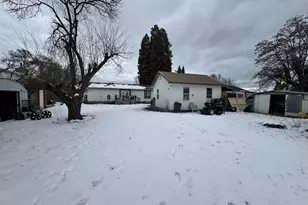 3131 Bisbee St, Klamath Falls, OR 97603 - Photo 35