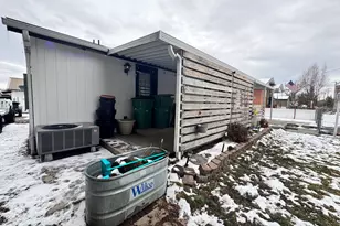 3131 Bisbee St, Klamath Falls, OR 97603 - Photo 3