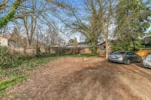 108 Cottage St, Medford, OR 97504 - Photo 5