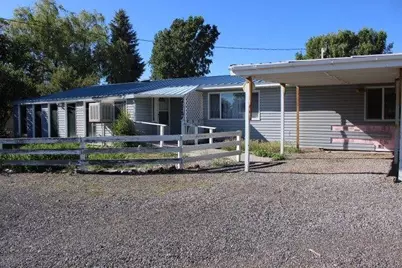 2817 Darrow Avenue, Klamath Falls, OR 97603 - Photo 1