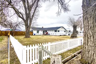 429 Miller Island Rd, Klamath Falls, OR 97603 - Photo 35