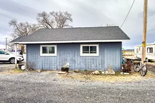 429 Miller Island Rd, Klamath Falls, OR 97603 - Photo 39