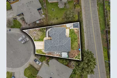 1461 Applegate Lane, Medford, OR 97501 - Photo 3