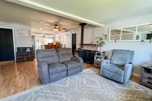 858 E Main St, John Day, OR 97845 - Photo 3