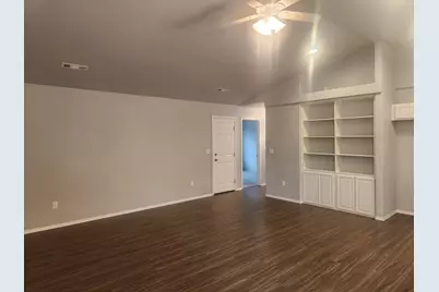 7629 Calaveras Street, White City, OR 97503 - Photo 5